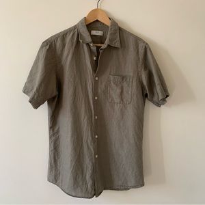 Uniqlo linen shirt